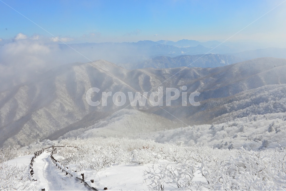 무주,덕유산,덕유산설경,운해,겨울,상고대,계절,향적봉,중봉,nature,자연,outdoors,옥외,snow,눈,ice,빙,slope,경사,mountain,산,mountainrange,산맥,겨울,계절,winter,season,자연,풍경,nature,landscape