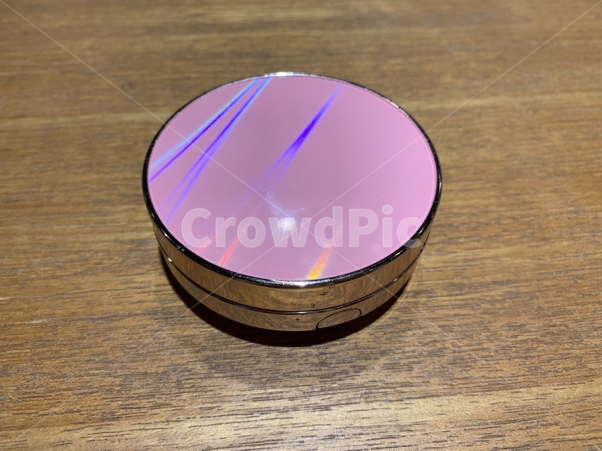 쿠션팩트,쿠션,팩트,화장품,화장,코스메틱,뷰티,꾸밈,꾸미기,분홍,분홍색,나무바닥,cosmetics,cushionpact,makeup,beauty,pink,woodflooring