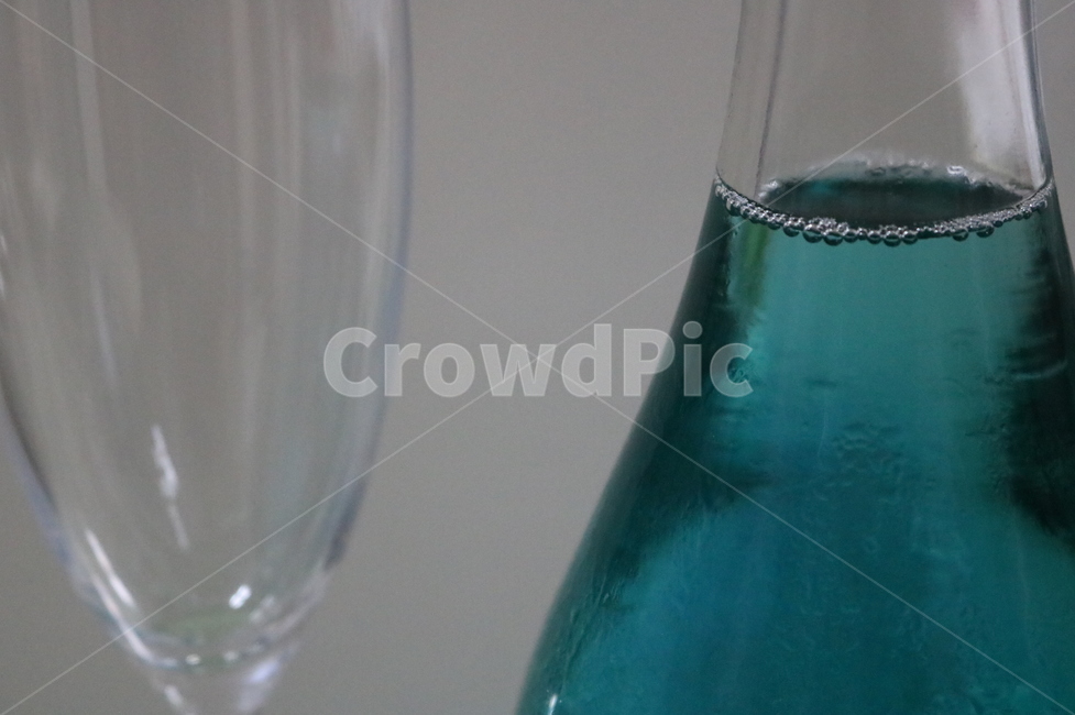 glass,유리,bottle,병,drink,음주,beverage,마실것,alcohol,알코올
