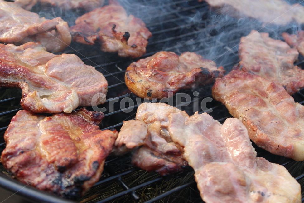 소금구이,고기,목살,돼지고기,탄,음식,식재료,요리,food,cook,meal,dishes,food reserves,육류,고기,meat