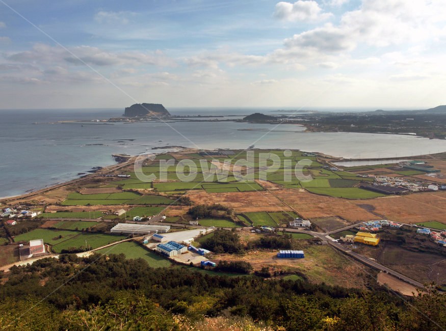 지미봉,오름,올레21코스,올레,제주,성산일출봉,바다,마을,전원,종달포구,제주도,jeju,jeju island,시골,마을,풍경,landscape,country,rural,town,outdoors,옥외,land,땅,nature,자연,sea,ocean,대양,water,물,shoreline,해안선,경치,scenery,coast,연안