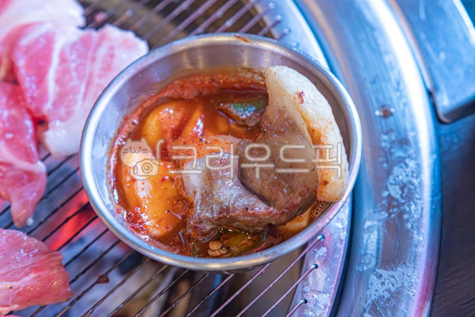 meat,pork,back meat,food