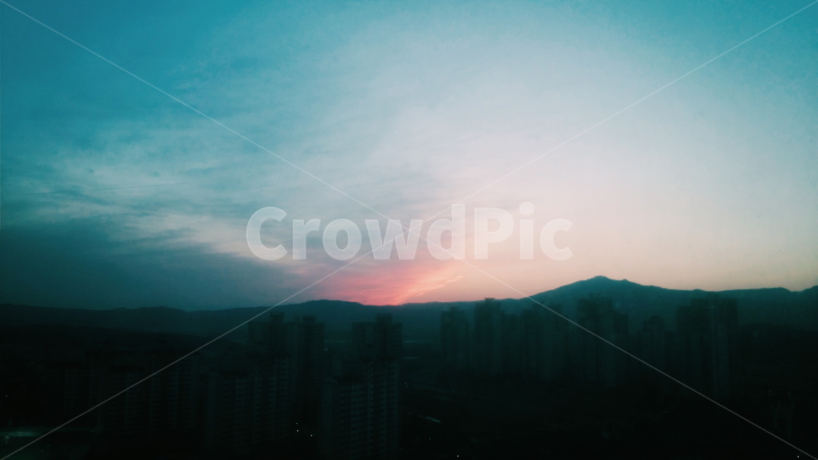 하늘,노을,자연,도심저녁,해질녁,sky,sunset,자연,풍경,nature,landscape,outdoors,옥외,일몰,red sky,붉은 하늘,dusk,황혼,dawn,새벽