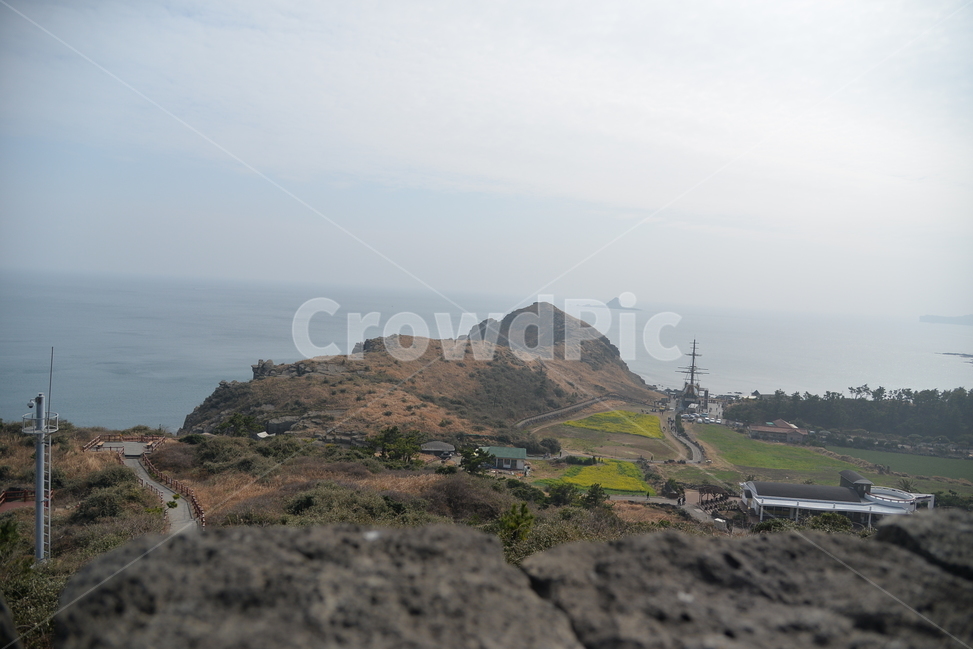 제주도,2월,산방연대,용머리해안,하멜표류,지질공원,제주문화유산답사,제주관광,제주가볼만한곳,자연,풍경,nature,landscape,한국자연풍경,한국자연경관,korea nature landscape,제주도,jeju,jeju island,outdoors,옥외,slope,경사