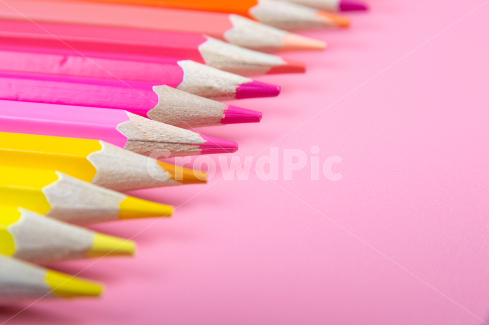 색연필,연필,color,학용품,미술용품,도구,사무용품,학용품,문구류,사무용품,school supplies,stationery,office supplies