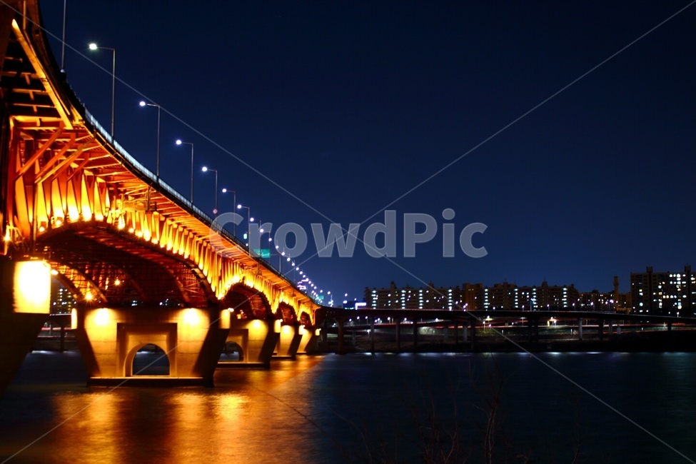 성수대교,성수대교야경,한강,한강야경,한강성수대교,야경,밤,풍경,nightscape,night,landscape,건축물,건물외관,exterior,building,structure,architecture,construction,road,도로