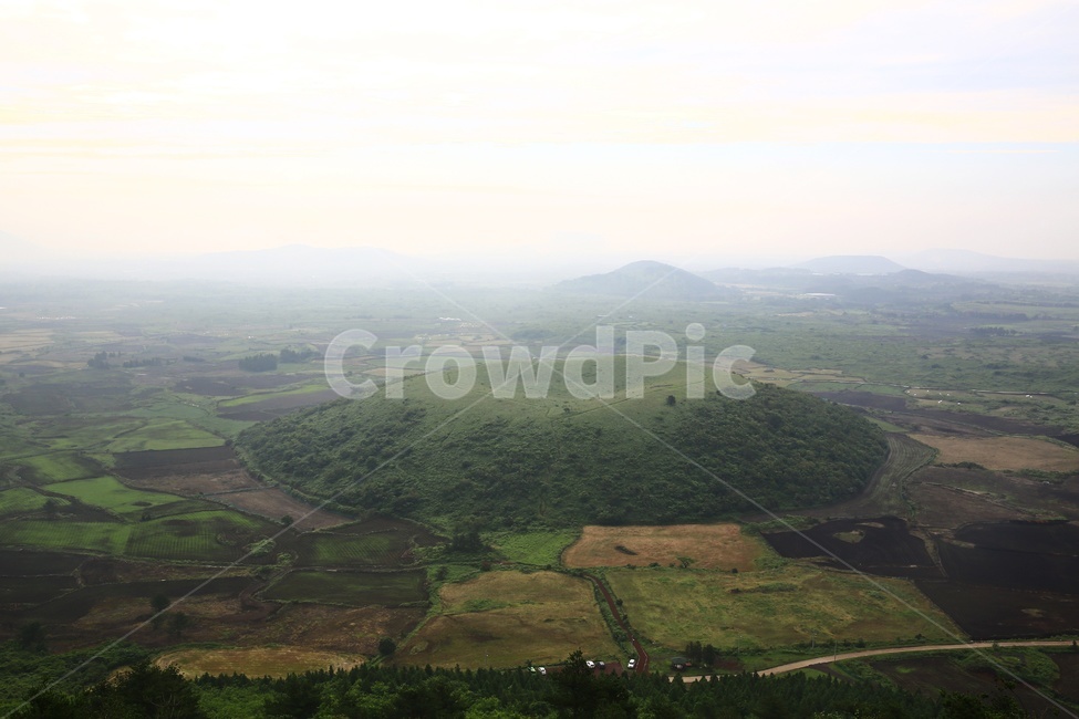 hill,언덕,outdoors,옥외,nature,자연,landscape,경치,scenery,풍경,경관,오름,제주,다랑쉬오름,안개,아침,자연,풍경,nature,landscape