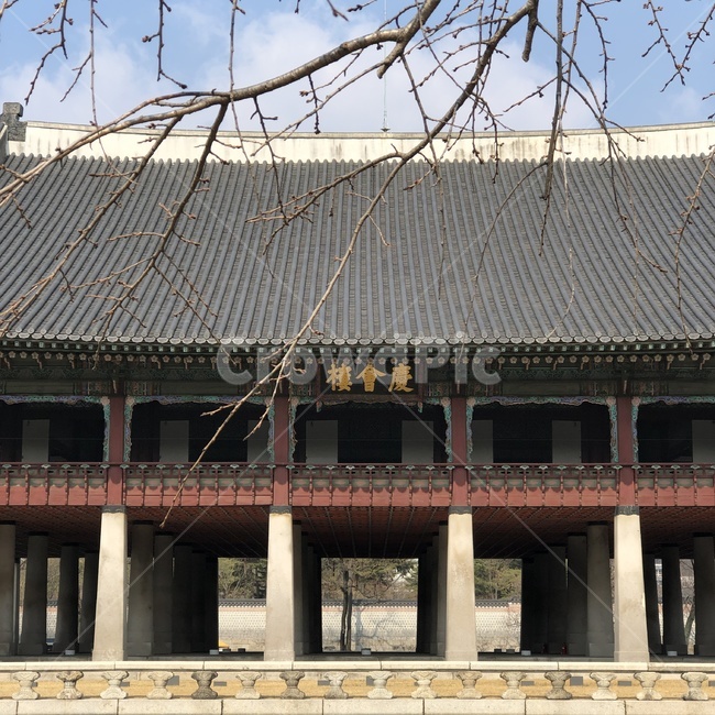 한국,서울,경복궁,한옥,기와집,기와,건축물,한국건축물,동양건축물,문화유산,궁,고궁,한국전통,한국문화,korean traditional,korean culture,랜드마크,landmark,tourist attraction,한국랜드마크,한국관광지,한국명소,korea landmark,korea tourist attraction