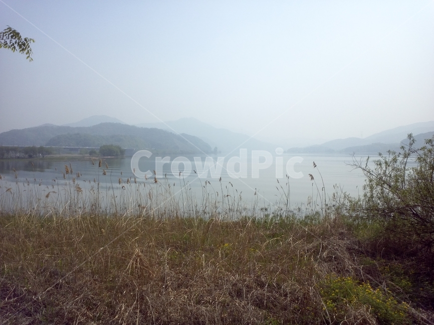 산정호수,lake,안개,fog,가을,autumn,자연,nature,plant,식물,자연,풍경,nature,landscape,weather,날씨,outdoors,옥외,grass,잔디