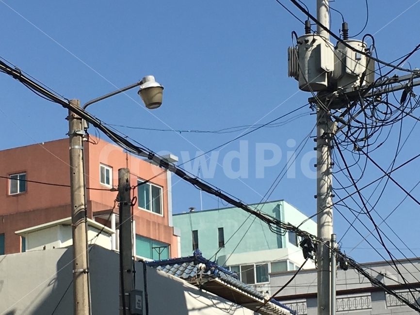 풍경,건물,전봇대,하늘,색감,파스텔,가로등,동네,도시,마을,모던한,도시,풍경,city,landscape,산업,industry,industrial,에너지산업,energy industry