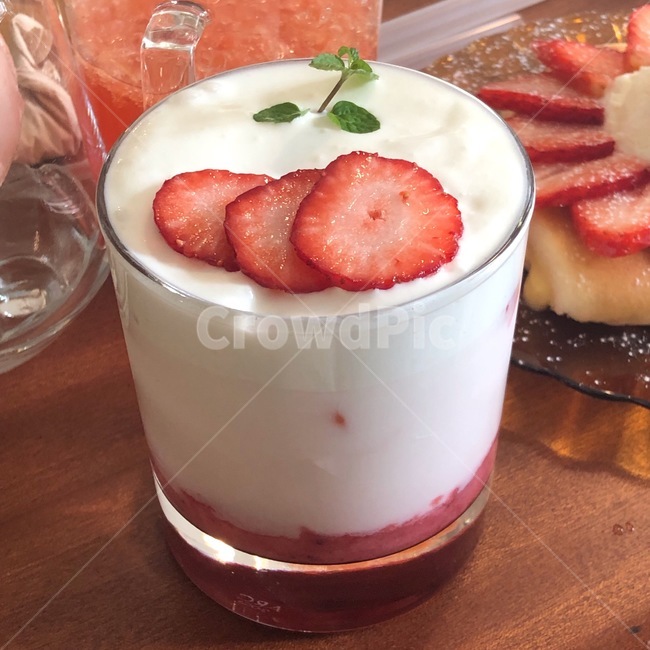 딸기쉐이크,딸기주스,딸기로만든음료,홈메이드,카페,strawberry,cafe,strawberryshake,sweetdessert,homemadejuice