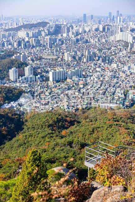 관악산,연주대,한국자연경관,자연,산행,등산로,등산,풍경,도시풍경,건물,도시,서울도심풍경,city,한국도시풍경,하늘,산,옥외,과천,난간