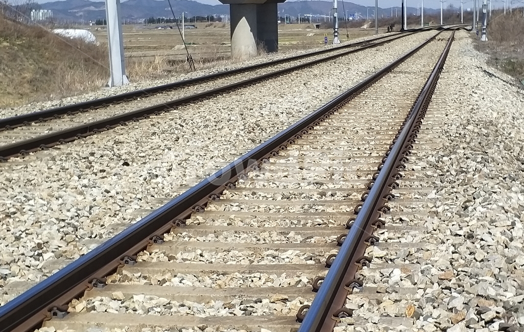 감성,느낌,야외,풍경,rail,레일,railway,철도,transportation,교통,traintrack,기찻길,교통,교통수단,traffic,transportation