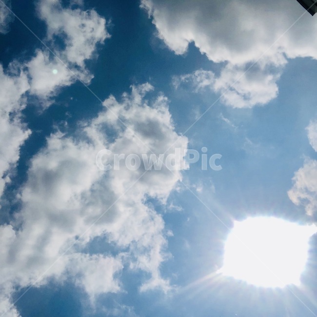 nature,outdoor,sky,sun,bright,자연,날씨,하늘,구름,태양,해,맑음,자외선,가을하늘,가을,여름,여름하늘,sunny