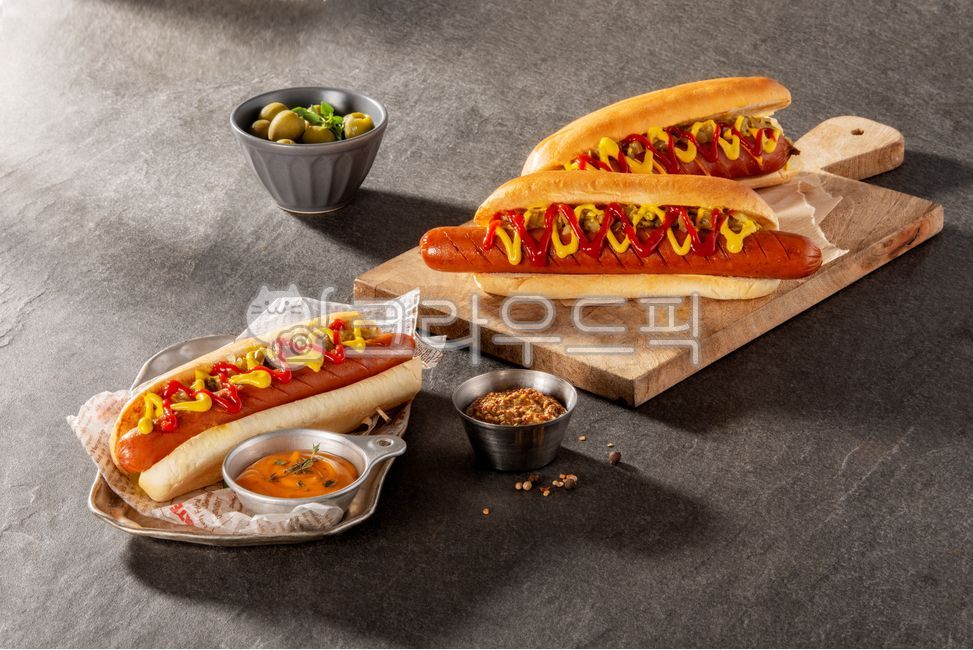 핫도그,빵,소시지,패스트푸드,맛있는,식사,음식,케첩,겨자,샌드위치,소스,간식,수제,아침식사,hotdog