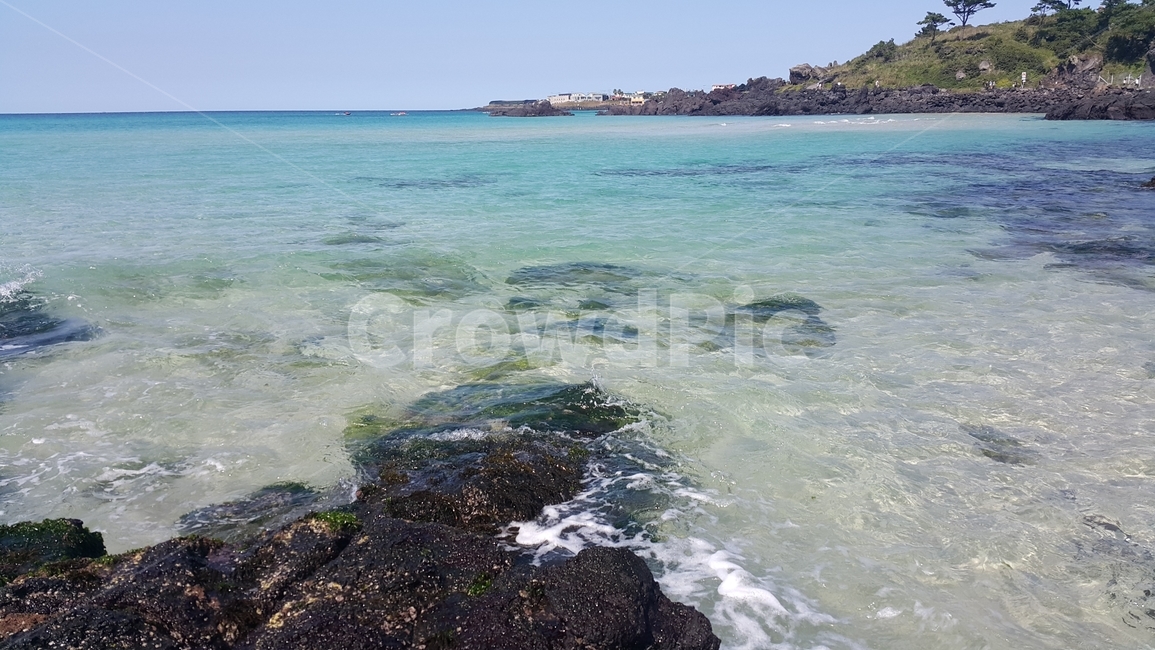 제주도바다,에메랄드바다,에메랄드빛바다,푸른바다,예쁜바다,힐링,여름,잔잔한파도,파도,제주도해수욕장,여유로움