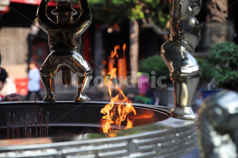 불,fire,향,절,향불,조각상,동상,석상,조형물,statue,bronze statue,stone statue,종교,신앙,religion,belief,faith