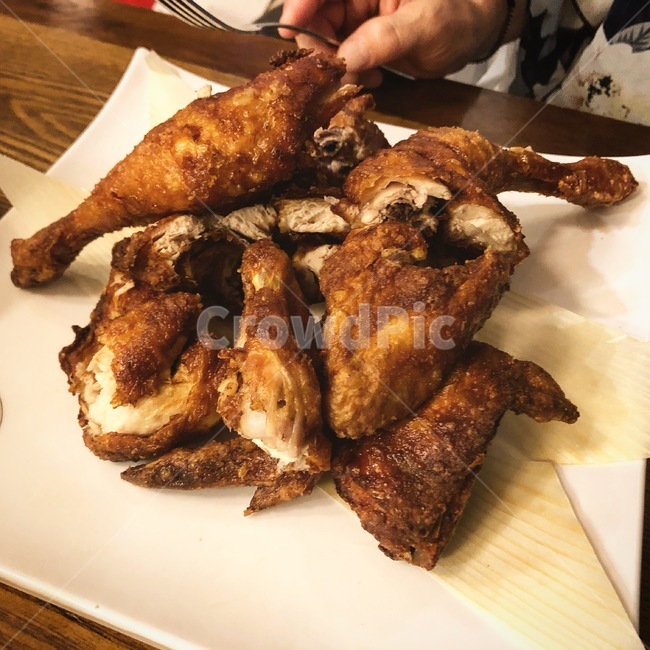 fork,포크,cutlery,주방용칼,치킨,chicken,맛집,dinner,저녁,외식