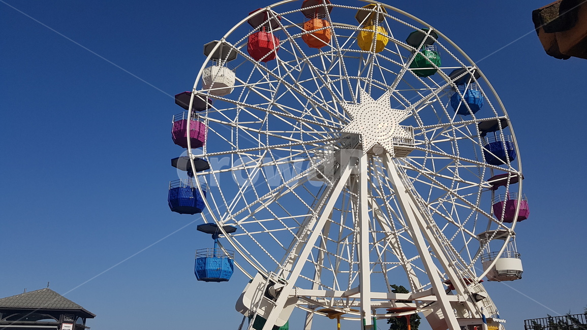스페인,하늘,관람차,놀이기구,무지개,색깔,놀이공원,놀이동산,놀이터,amusement park,playground