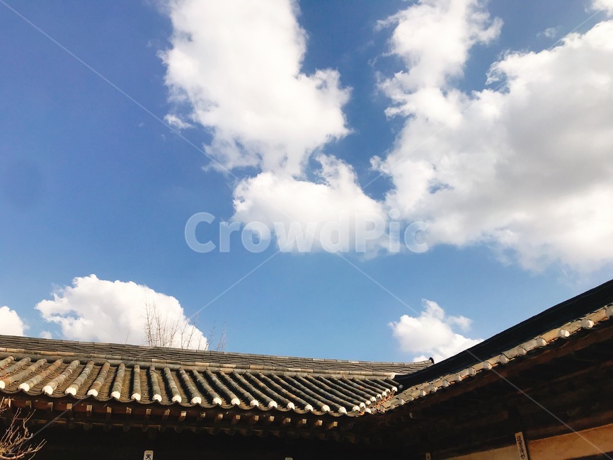 roof,지붕,outdoors,옥외,하늘,sky