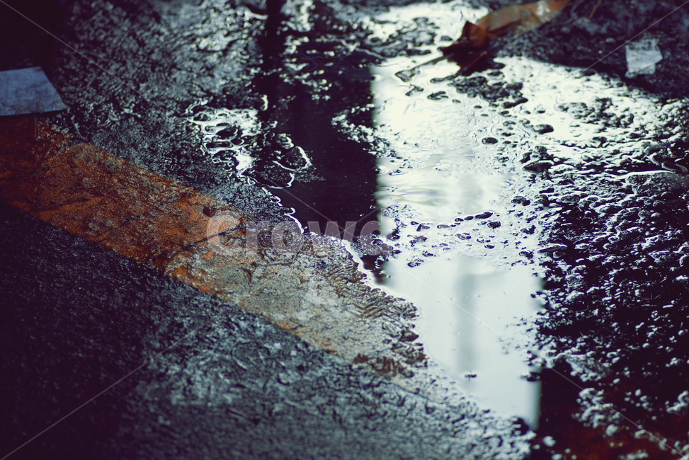 polluted road,Pollution,oil spill,dirty road,road name,environmental issues,pollution,Messy