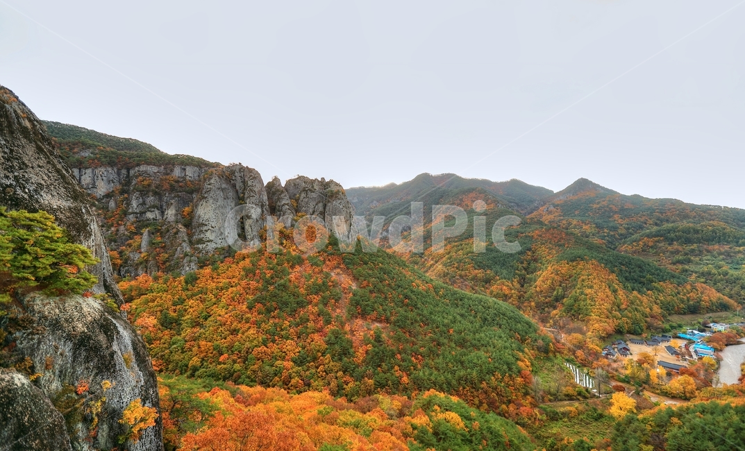 암봉,가을,단풍,주왕산,산,가을,계절,fall,autumn,season,자연,풍경,nature,landscape,한국자연풍경,한국자연경관,korea nature landscape,outdoors,옥외
