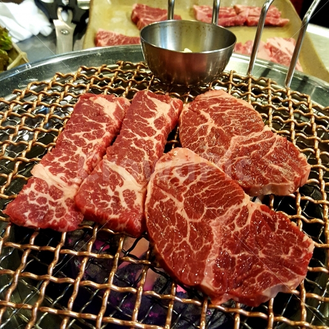 소고기,음식,고기집,술집,안주,고기,데이트,친구,회식,음식,식재료,요리,food,cook,meal,dishes,food reserves,육류,고기,meat