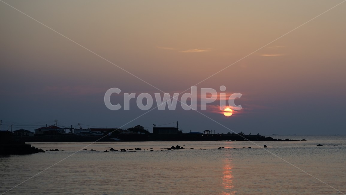 석양,낙조,바다,제주도,ocean,sunset,sun,sea,sundown,beach,sky,여행,landscape,scene,nature,자연,태양,일몰,자연,풍경,nature,landscape,outdoors,옥외,sunlight,햇빛,dawn,새벽,red sky,붉은 하늘,일몰,하늘,dusk,황혼