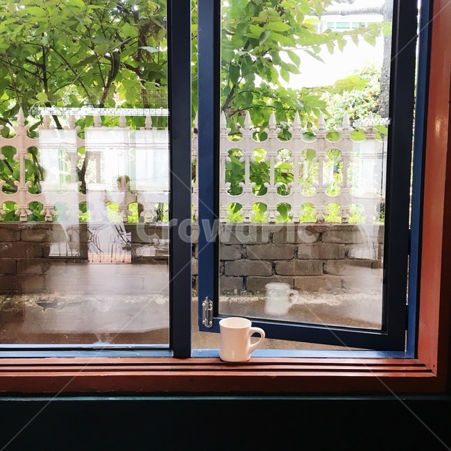 coffe,커피,휴식,창문,감성,봄