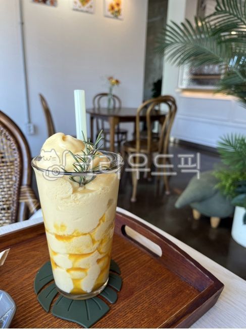 smoothie,Mint,Mango Smoothie,cool,beverage,mango juice,mango