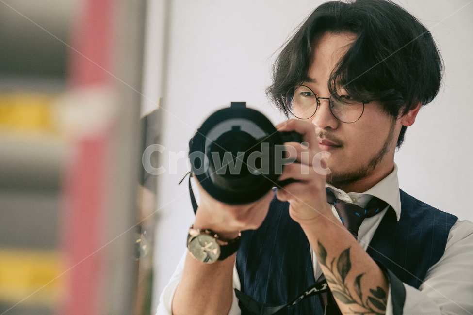 사진작가,사람,person,human,photographer,카메라,사람,인물,인간,human,person,남성,남자,man,male,사진작가,포토그래퍼,photographer