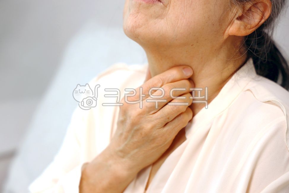 Neck,sore throat,cold,flu,influenza,sore throat,pharyngitis,elderly,disease,illness,virus