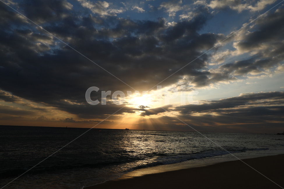 풍경,바다,노을,외로움,쓸쓸,감성,구름,빛,light,nature,자연,sea,ocean,sunset,loneliness,lonely,일출,일몰