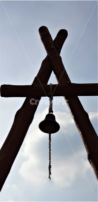종,태양,빛,자연,나무,종소리,감성,구름,하늘,sky,nature,sun,풍경,사물,물건,오브젝트,thing,object,matter