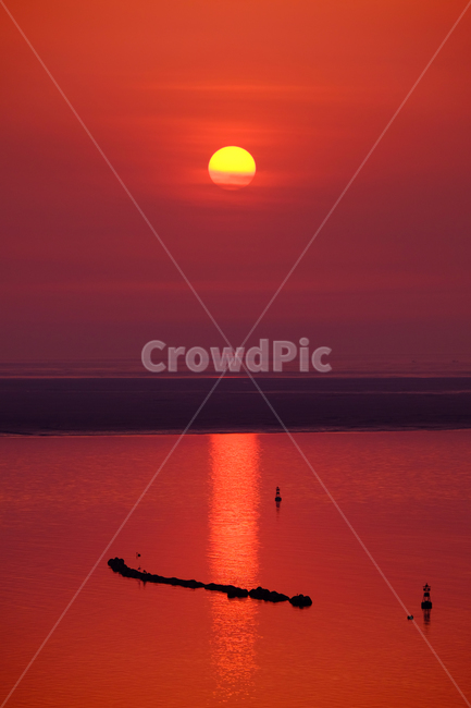 일몰,석양,바다,황혼,저녁,자연,풍경,자연,풍경,nature,landscape,outdoors,옥외,sky,하늘,dawn,새벽,red sky,붉은 하늘,sunset,dusk