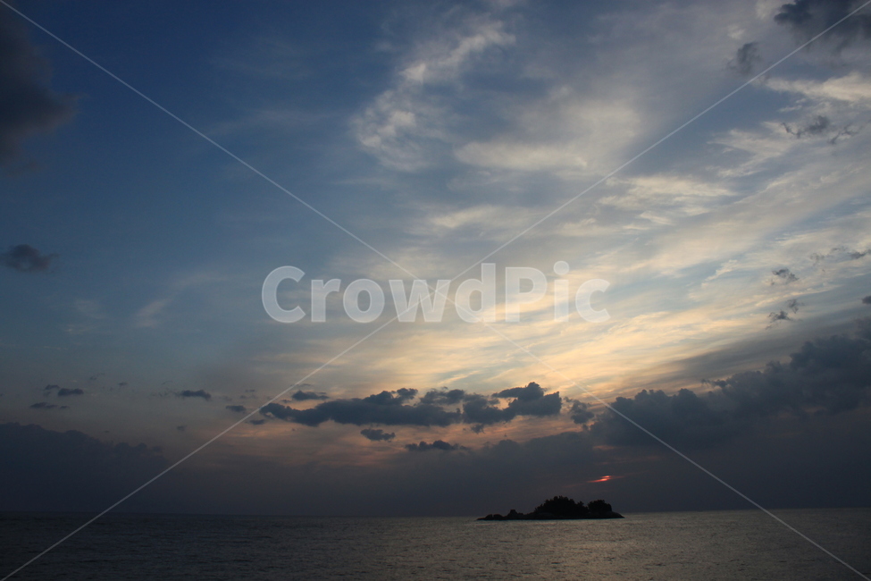 바다,해돋이,여명,구름,붉은,빛,자연,sea,daybreak,dawn,새벽,갈매기,섬