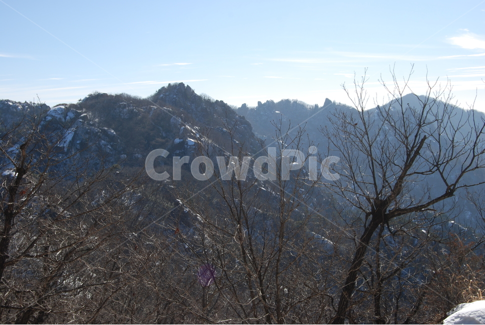 속리산국립공원,문장대,천왕봉,입석대,수학여행지,자연의위대함,등산로,능선,아름다움,신비스런산,돌,산행,힐링,자연,감성,등산,계절,여행,한국,한국명산,한국등산,풍경,눈,나무,하늘,바람,바람소리,환경,생태계,산,땅,겨울,계절,winter,season,자연,풍경,nature,landscape,한국자연풍경,한국자연경관,korea nature landscape,mountain,outdoors,옥외,mountain range,산맥,slope,경사