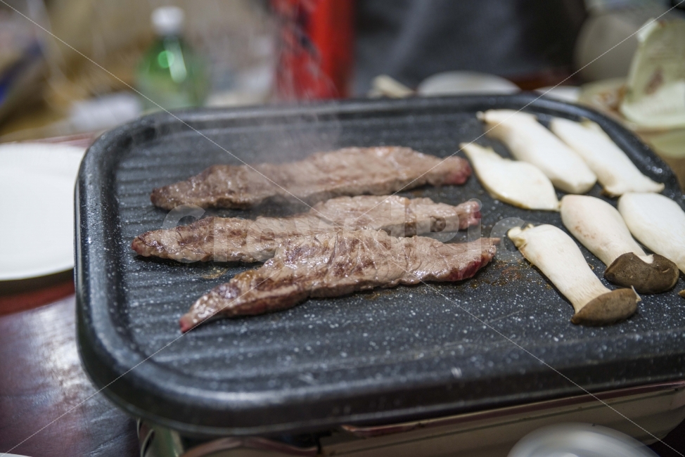 여행,고기,소고기,버섯,술자리,모임,음식,식재료,요리,food,cook,meal,dishes,food reserves,육류,고기,meat