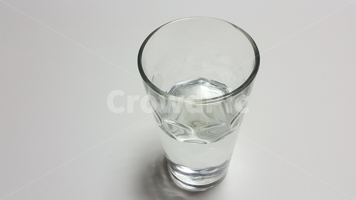 컵,글라스,투명,물,생수,물컵,투명컵,음료,식수,사물,물건,오브젝트,thing,object,matter,누끼,remove background