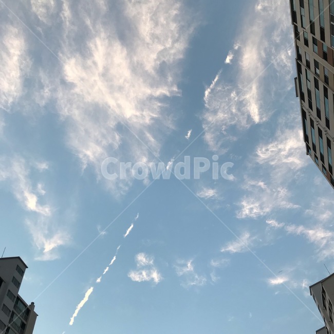 구름,cloud,하늘,sky,자연,날씨,nature,weather,building,건물,officebuilding,사무실건물
