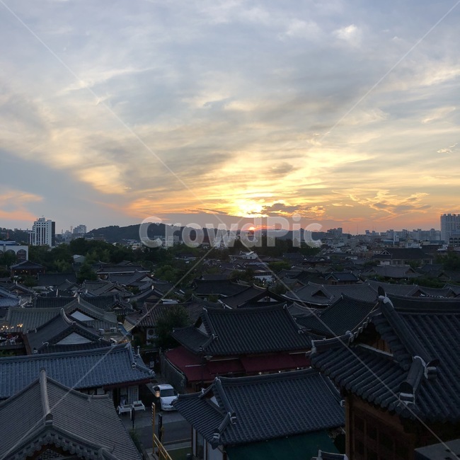 전주,전주한옥마을,한옥마을,노을,기와집,기와,감성사진