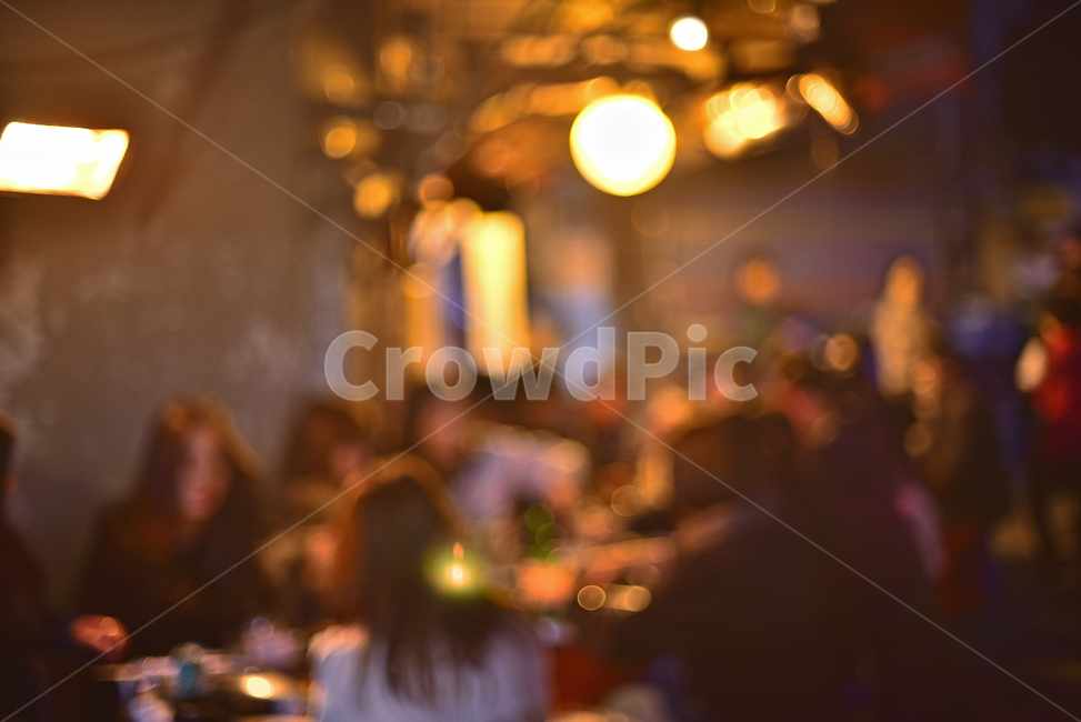익선동,저녁풍경,야경,골목길,야시장,먹자골목,nightview,사람들,주점,포장마차,핫플,남녀,저녁시간,뒷골목,옥외,야외,아웃도어,ourdoor,핫플레이스,조명,불빛,간판,싸인,술집,식도락
