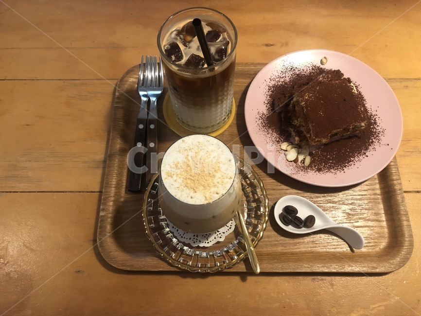 커피,카페,감성,카페감성샷,커피디자인,홈카페,티라미수,커피,카페,coffee,cafe