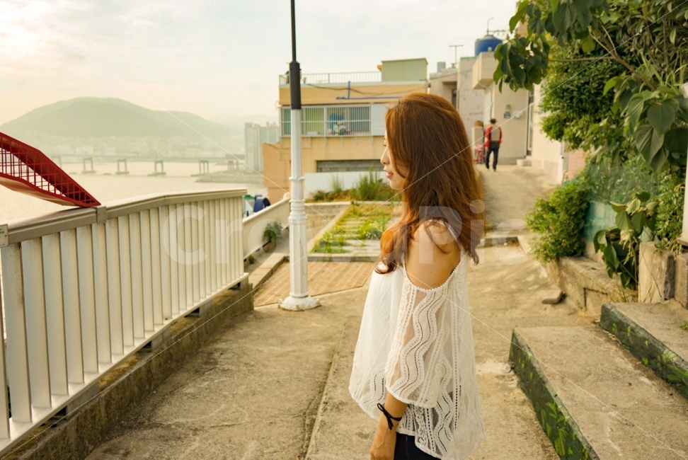 풍경,하늘,따뜻함,나,여행,부산,여름,사람,인물,인간,human,person,여성,여자,woman,female,lady,감정표현,기분,feeling,emotion