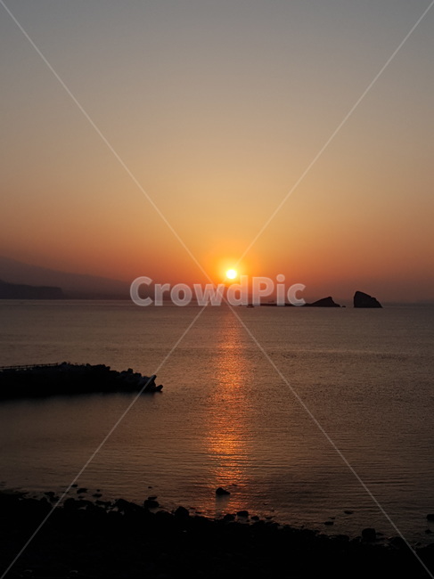 nature,자연,outdoors,옥외,붉은하늘,redsky,햇빛,sunlight,dusk,황혼,dawn,새벽,sunset,일몰,sky,하늘,자연,풍경,nature,landscape,red sky,붉은 하늘