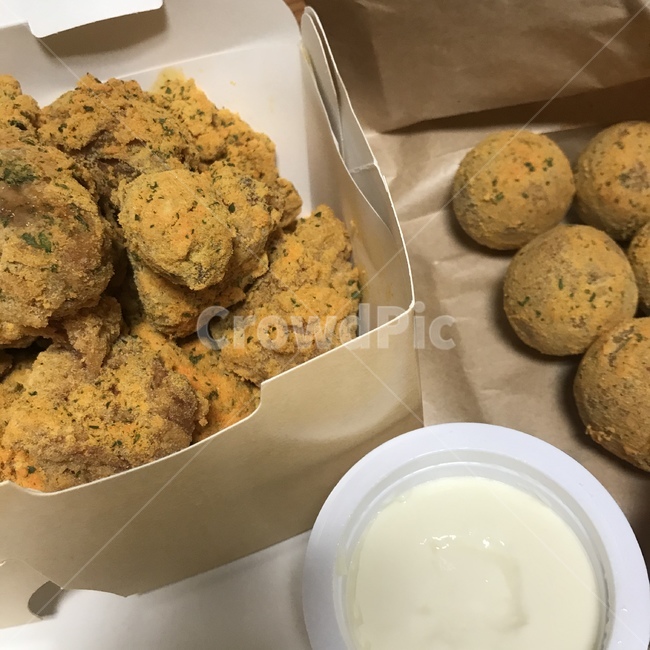 food,음식,치킨,뿌링클,치즈볼