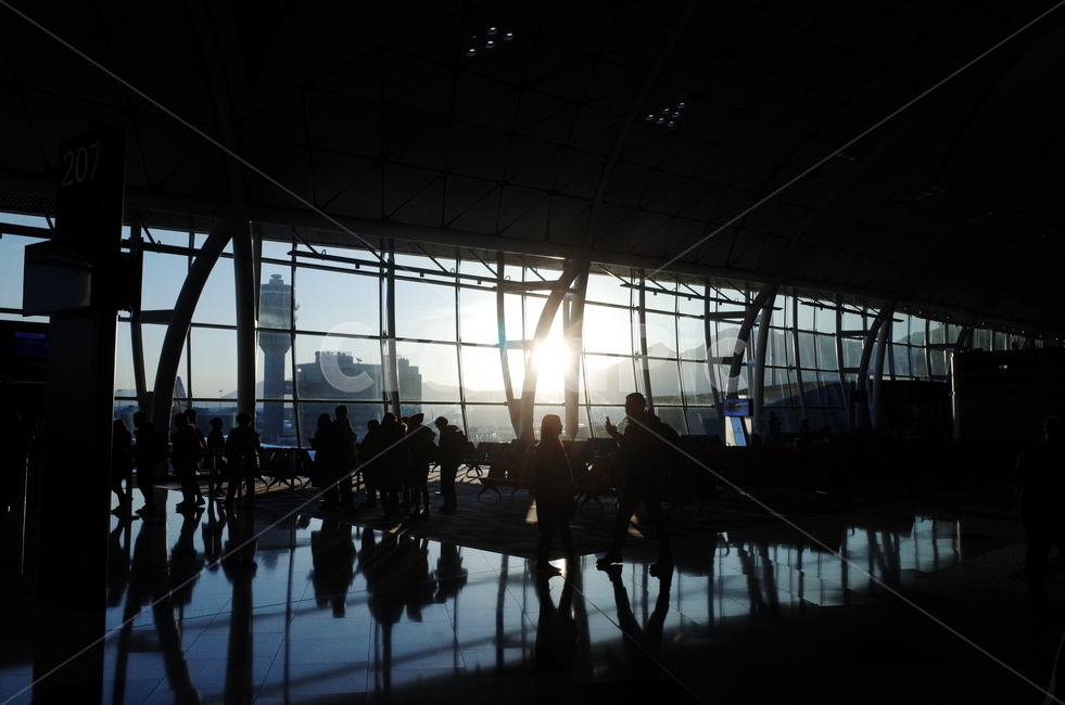 공항,아침,내부,역광,기다림,오후,햇살,airport,출발,실내,창문