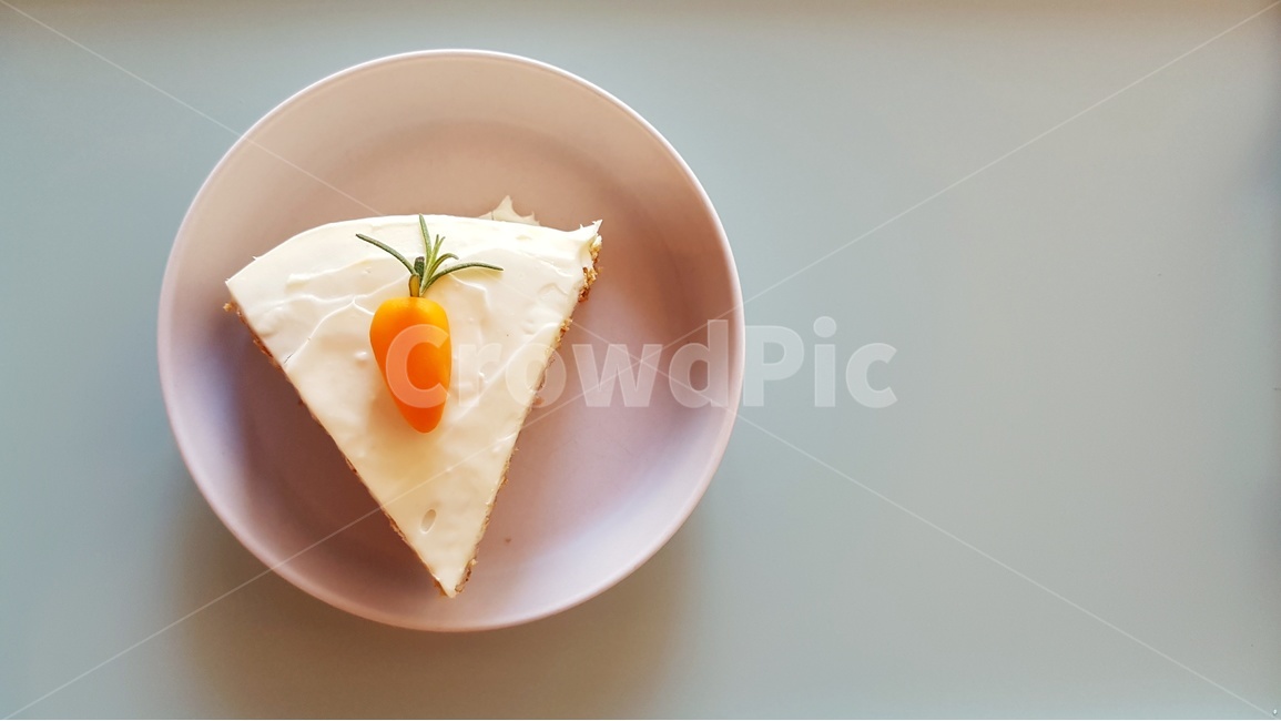 케이크,케익,케잌,cake,당근,당근케이크,당근케익,포크,플레이팅,음식,외국음식,감성,감성사진,감정사진,빵,밀가루,장식,데코레이션,decoration,케익데코레이션,맛있다,베이커리,bakery,생크림,크림,케익크림,크림케익,생크림케익,cook,food,cream,plating,decorations,baking,homemade,crepe,coffee,americano,홈메이드,간식,과일,제철과일,요리,커피,아메리카노,식탁,식재료,meal,dishes,bread,열매,fruit,디저트,후식,dessert,snack,카페,cafe,김쿵짝,음식,식재료,요리,food,cook,meal,dishes,food reserves,빵,bread,디저트,간식,후식,dessert,snack