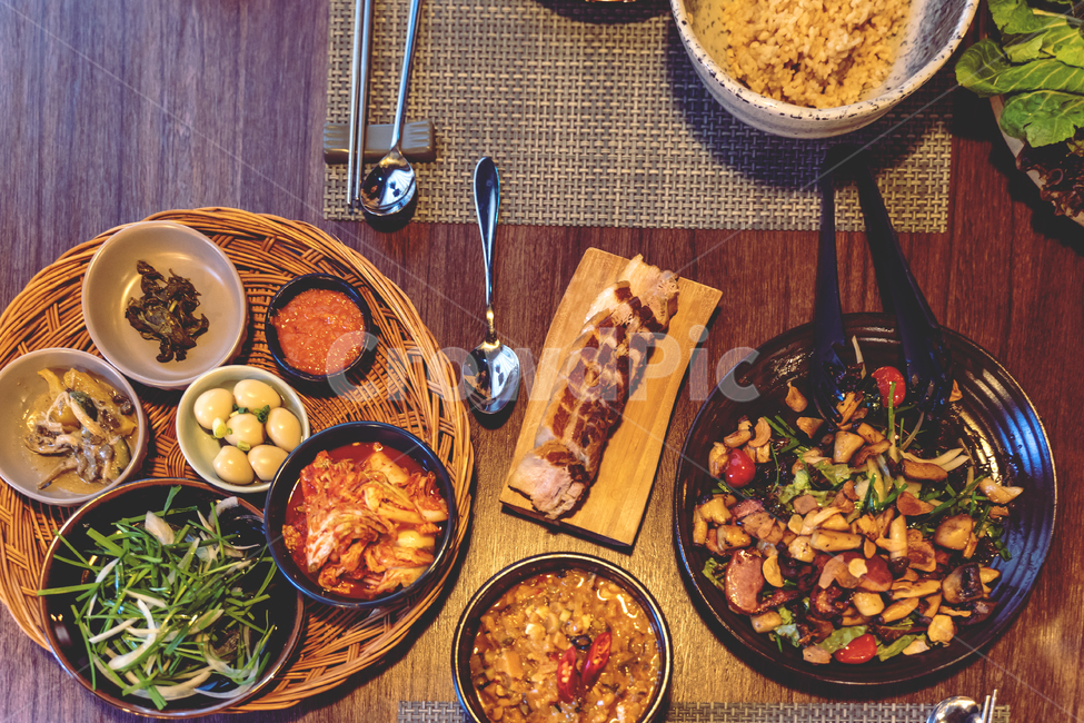 돔배고기,제주도,오리고기샐러드,키친,식당,맛집,food,dish,meal,plant,식사,샐러드,salad,음식,식재료,요리,food,cook,meal,dishes,food reserves