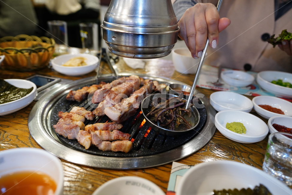 삼겹살,한식,고기,육류,육식,술안주,안주,먹거리,푸드,돼지,식사,구이,food,음식,식재료,요리,food,cook,meal,dishes,food reserves